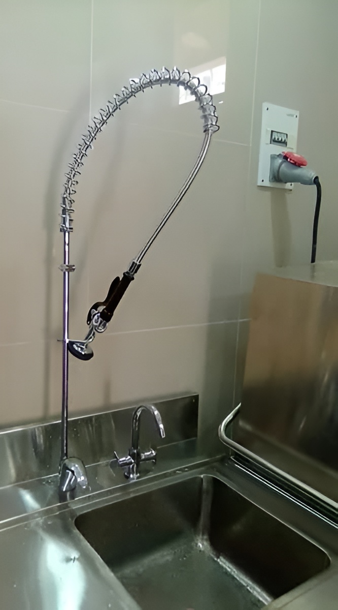 Three Sink Unit