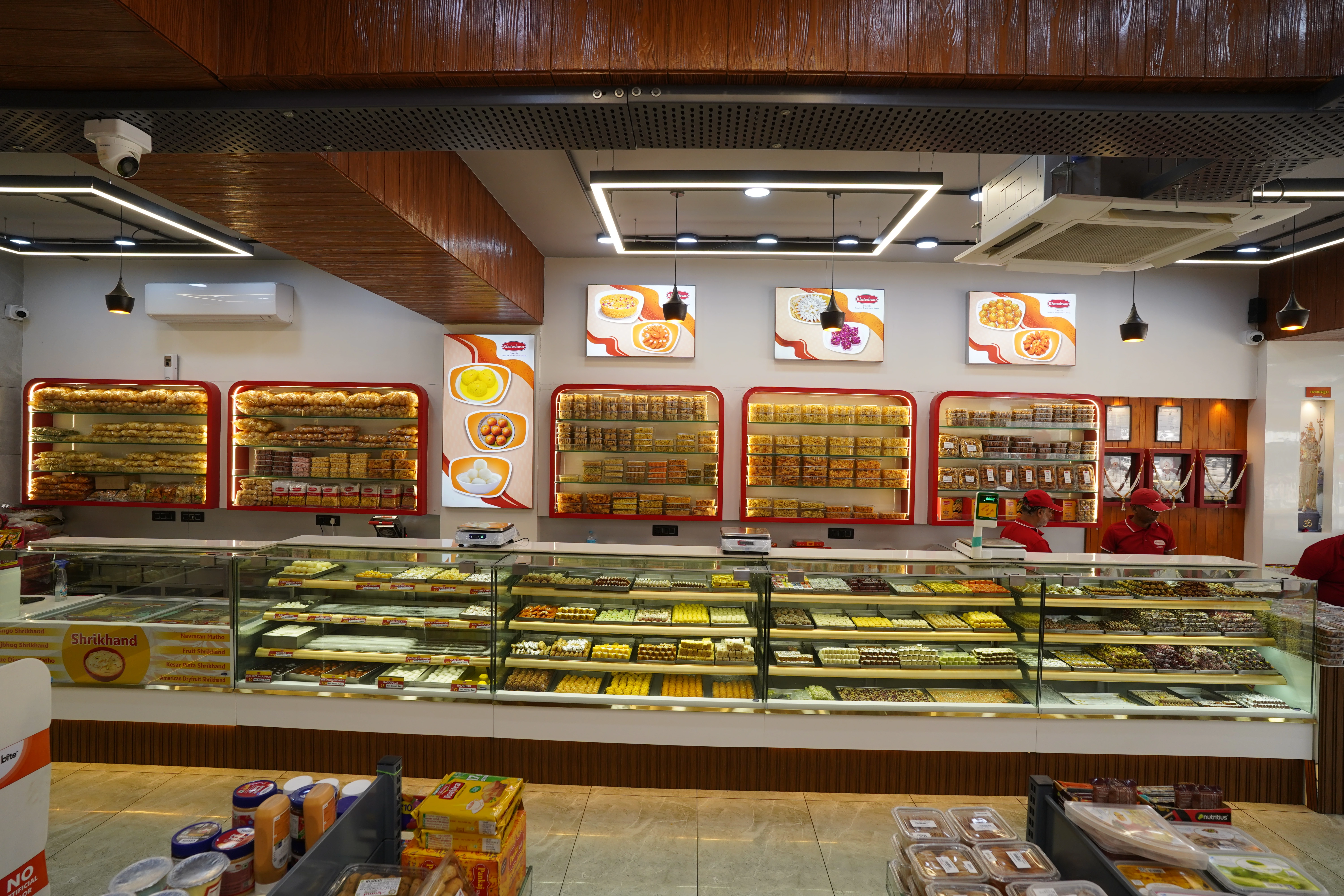 Kheteshwar Sweets and farsan Hub